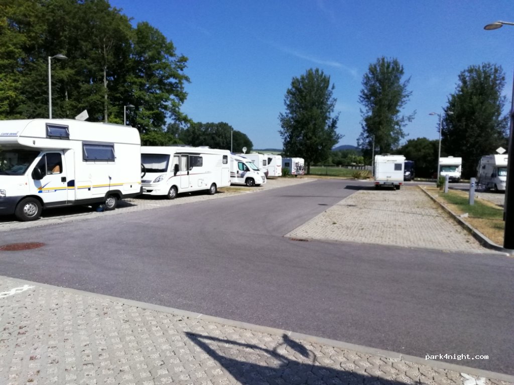 Wohnmobilstellplatz Bad Staffelstein — foto