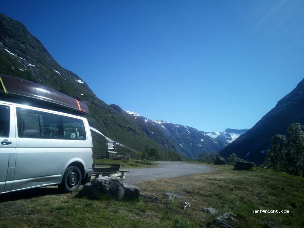 (6798) Hjelledalen - 80 Riksveg 15 — foto 2