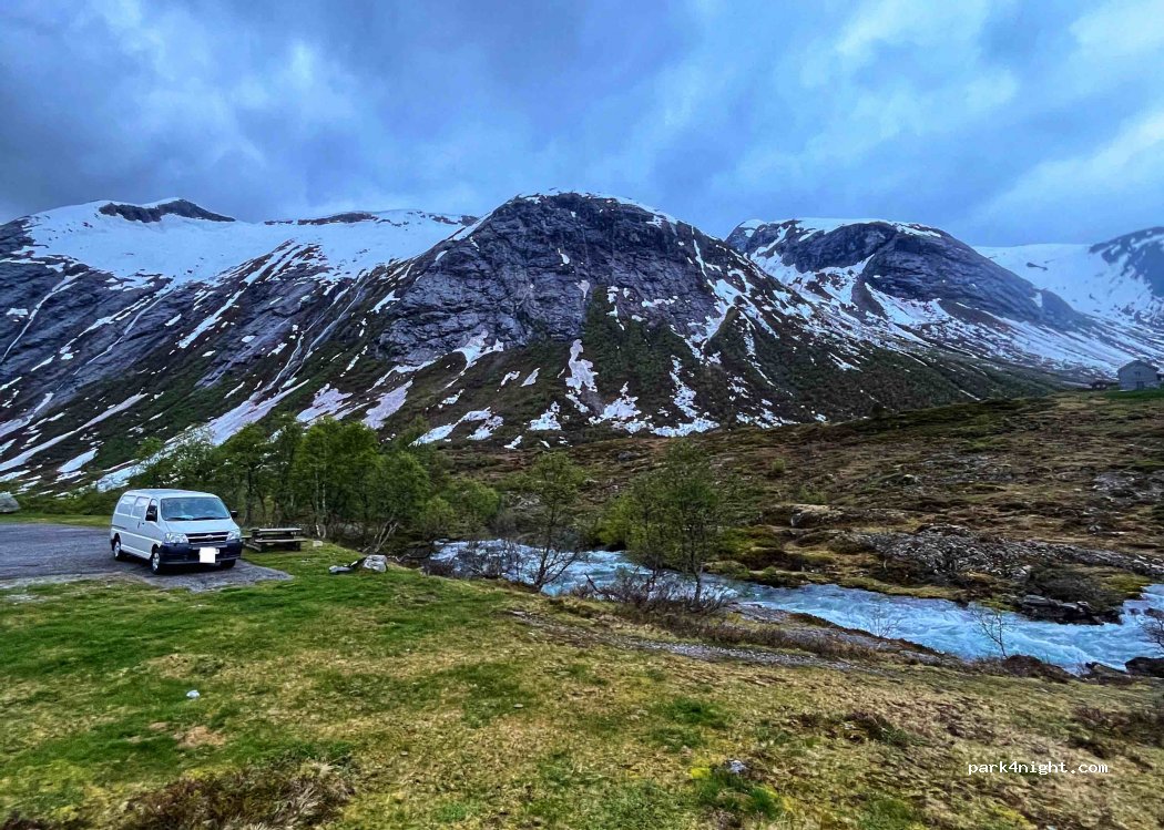 (6798) Hjelledalen - 80 Riksveg 15 — foto 3