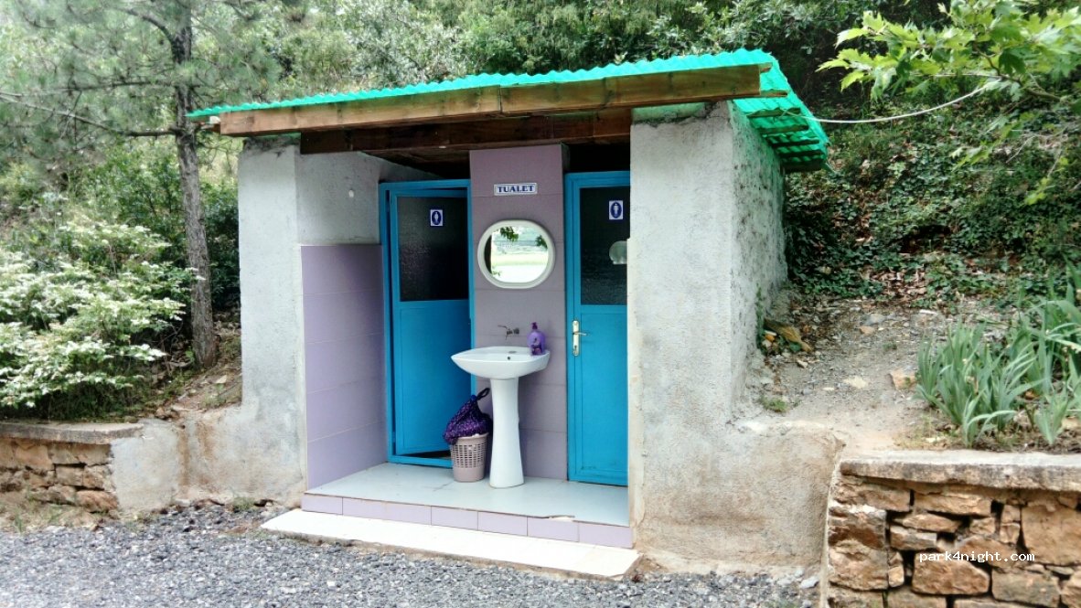 Camping Fish Restaurant Korca — foto