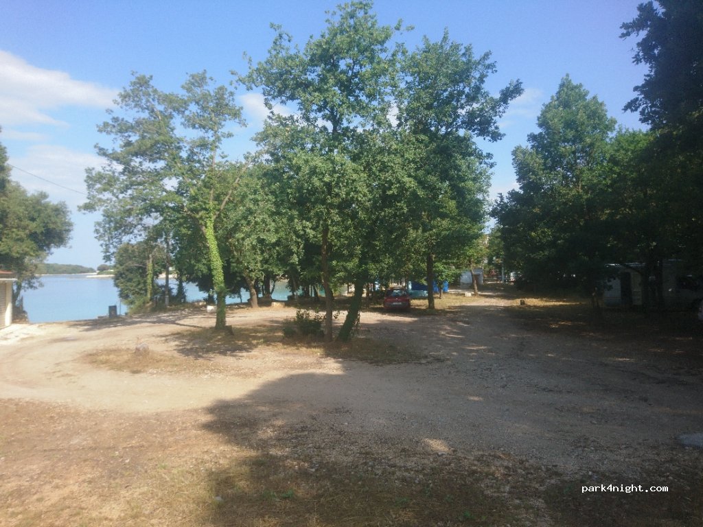 (52100) Banjole - 4 Indije — foto