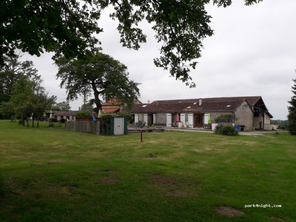 Fonclaire Holidays - Camping, Glamping luxury camping — foto