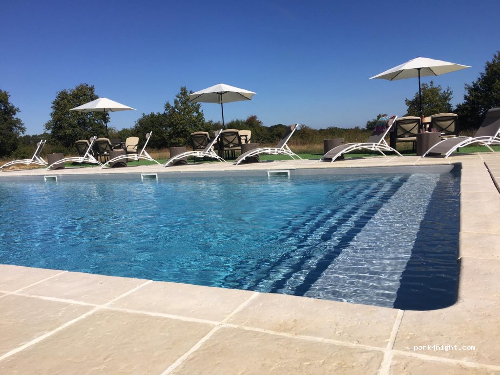 Fonclaire Holidays - Camping, Glamping luxury camping — foto 2