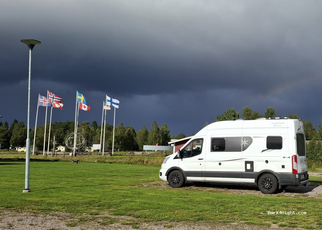(957 23) Övertorneå - 60 Polcirkelvägen — foto 5