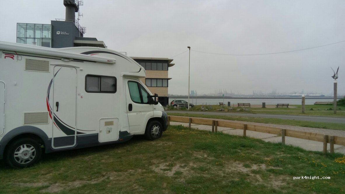 (3151 HG) Hoek van Holland - 9 Koningin Emmaboulevard — foto