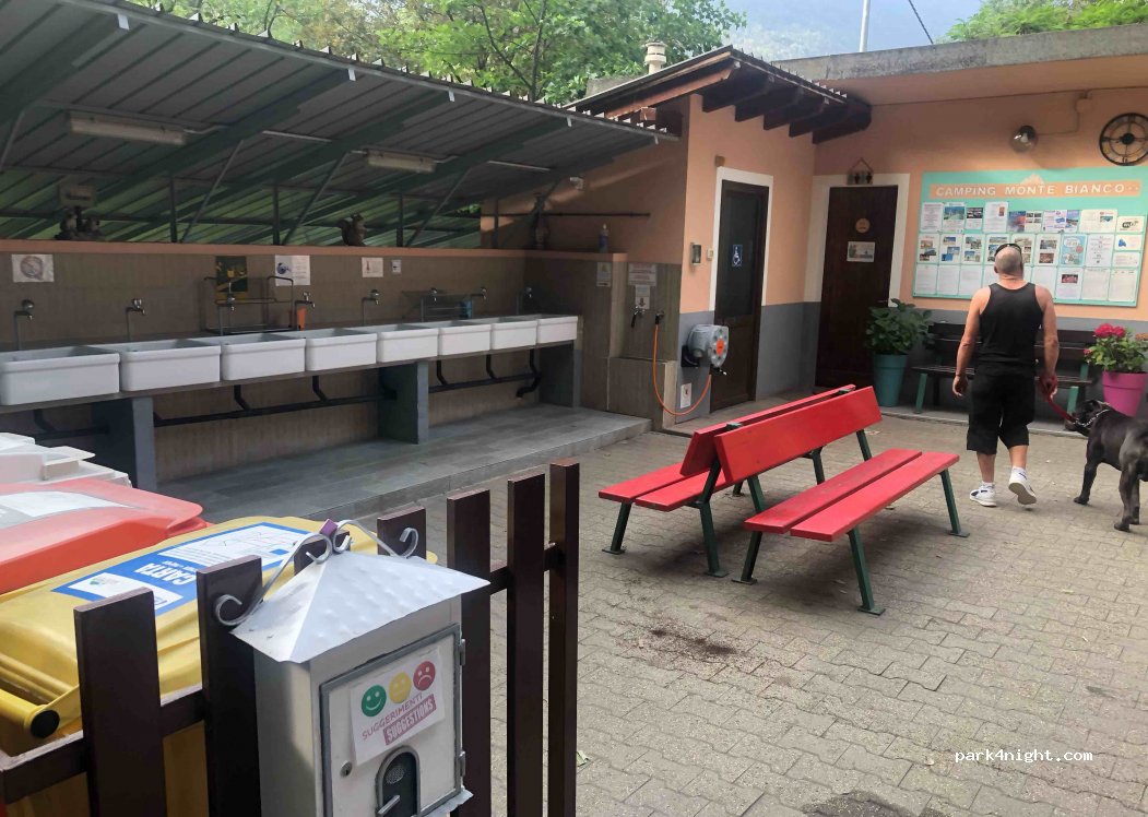 Camping Monte Bianco — foto