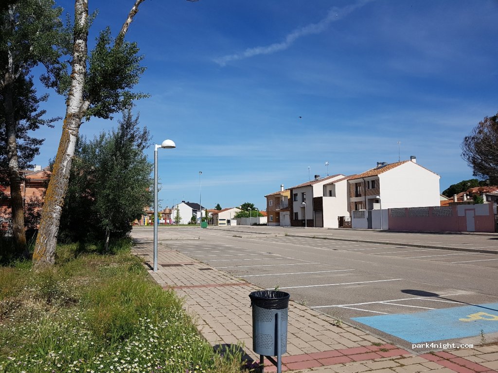 (47300) Peñafiel - 24 Plaza Flor — foto 2