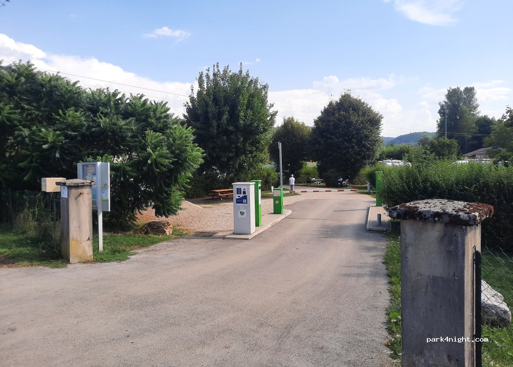 (39320) Saint-Julien - Route de Saint-Amour — foto