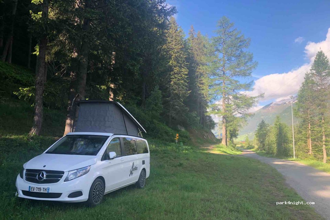 (3988) Obergoms VS - 1 Frohmal — foto