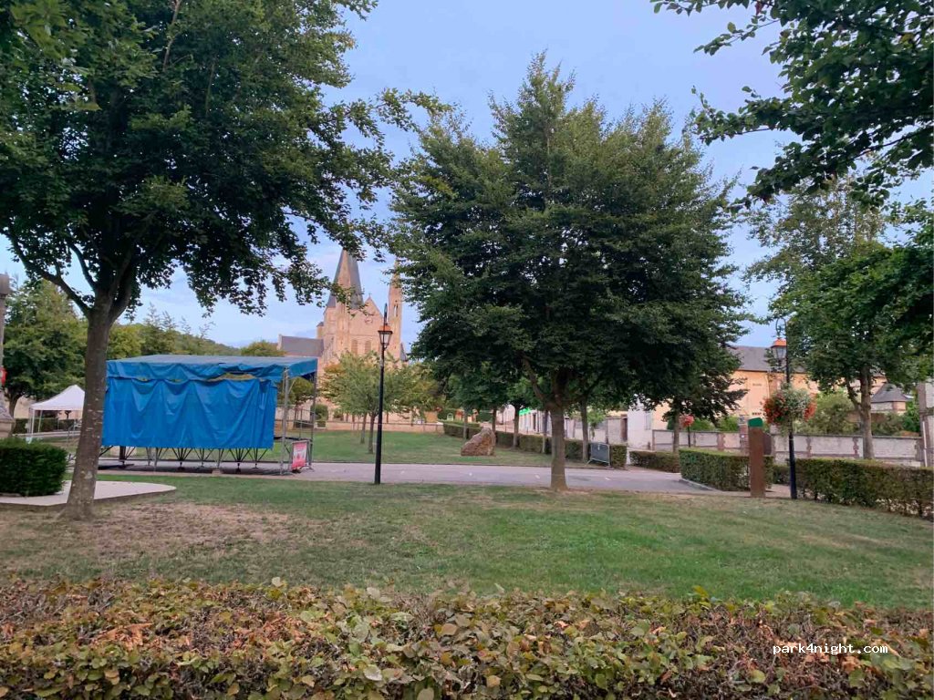 (76840) Saint-Martin-de-Boscherville - — foto 2