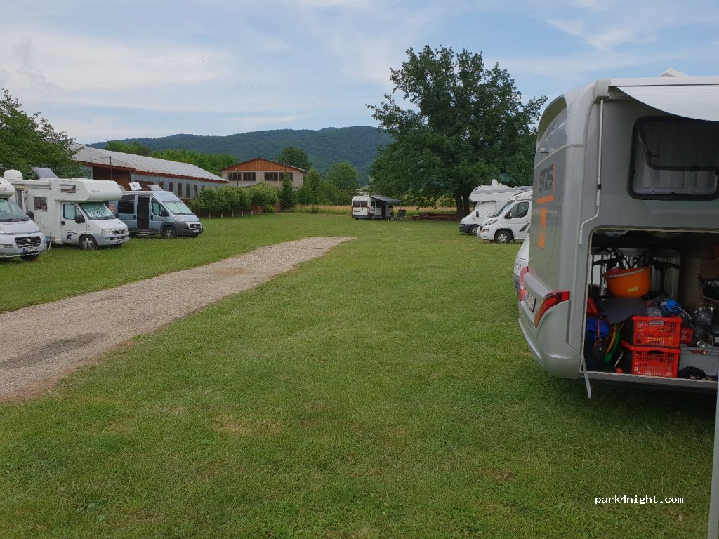 (605300) Dărmănești - 272 Calea Trotusului — foto 2