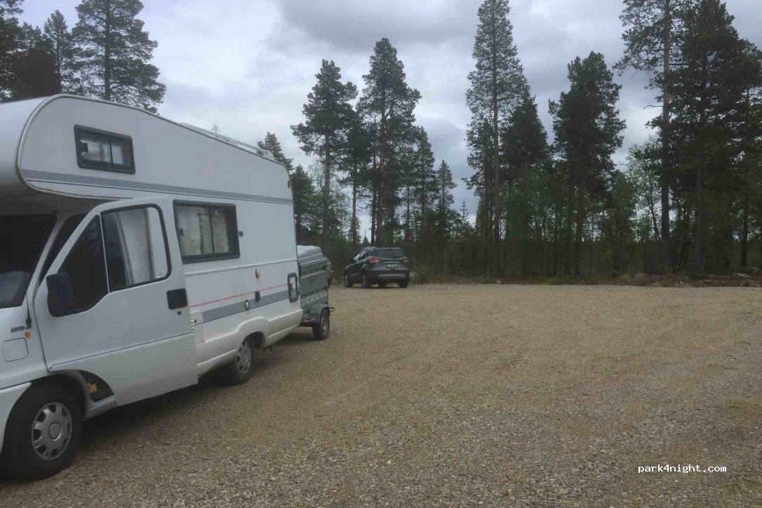 (99870) Inari - Unnamed Road — foto