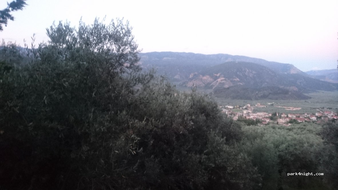(331 00) Amfissa - 101-103 Frouriou — foto 2