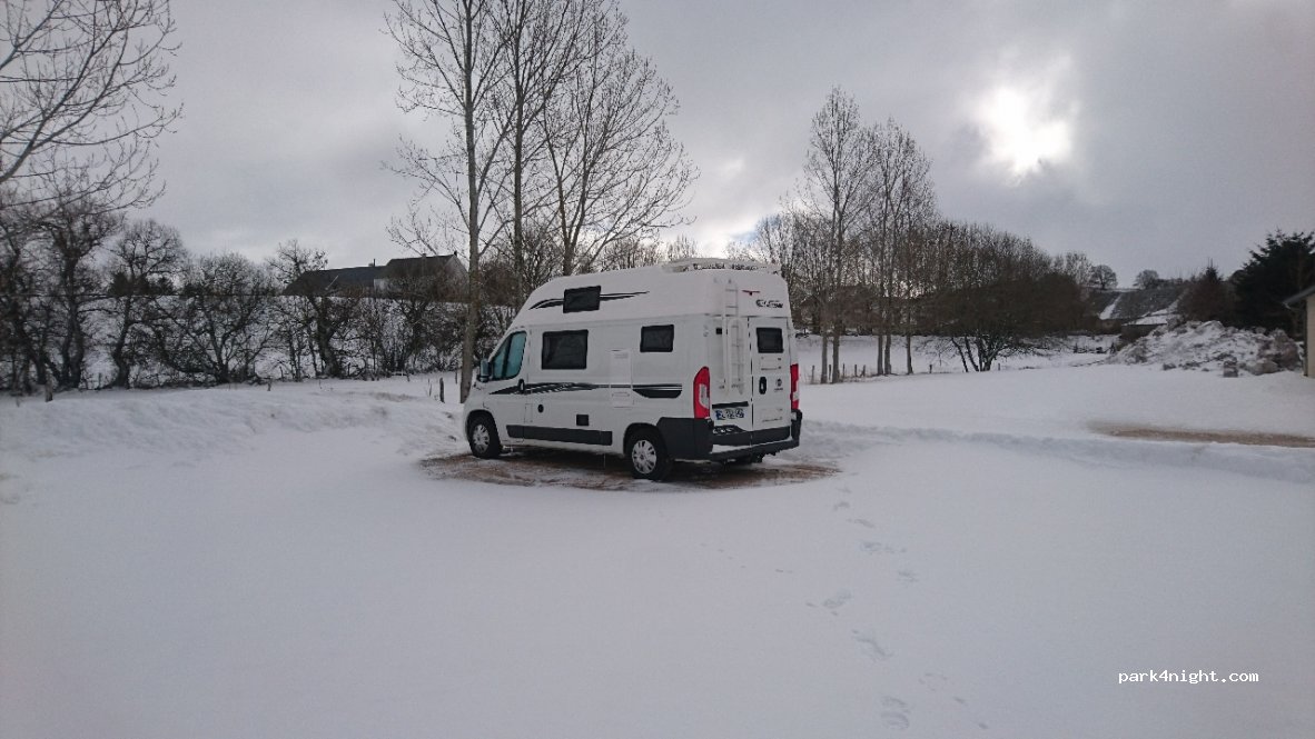 (48260) Nasbinals - Route de Sainte-Urcize — foto 3
