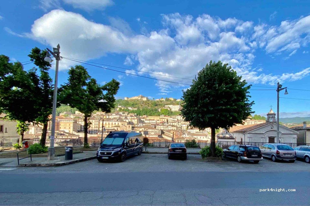 (87100) Cosenza - Via Gian Vincenzo Gravina — foto 2