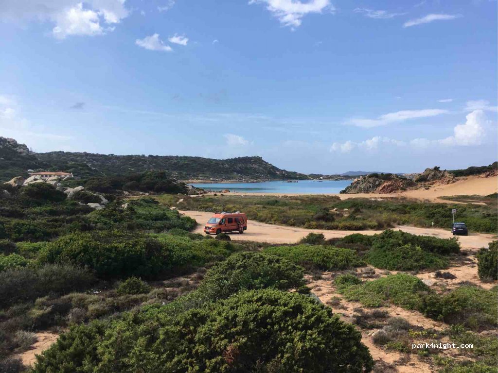 (07024) La Maddalena - Unnamed Road — foto