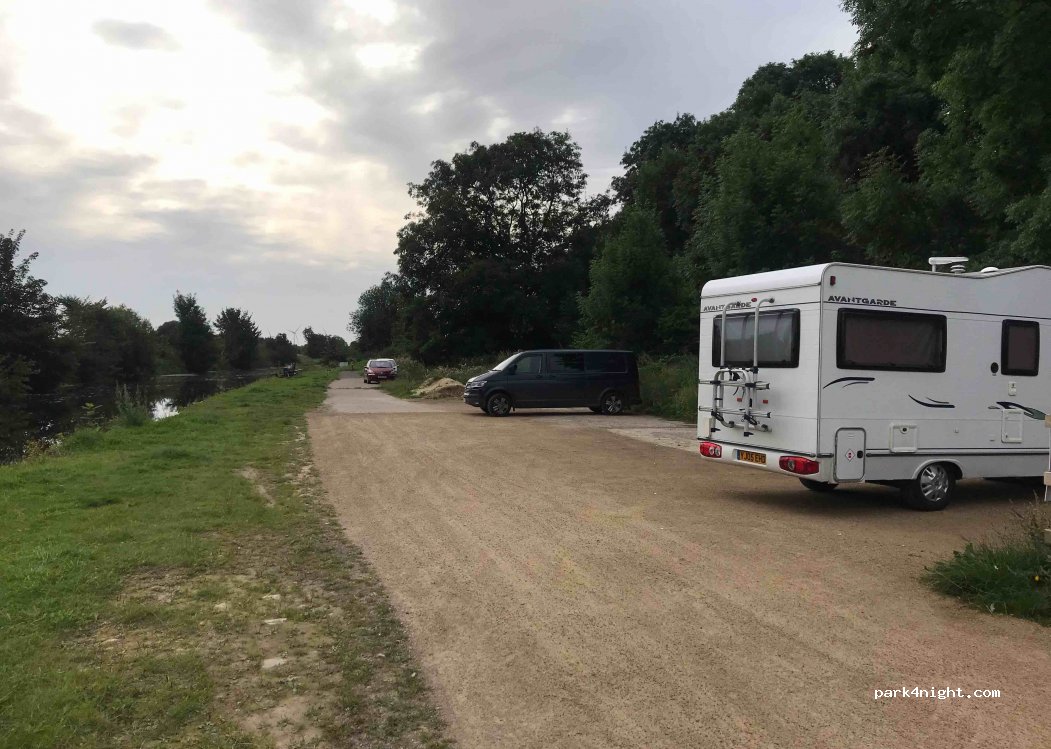 (DN17) Crowle - Wharf Road — foto 2