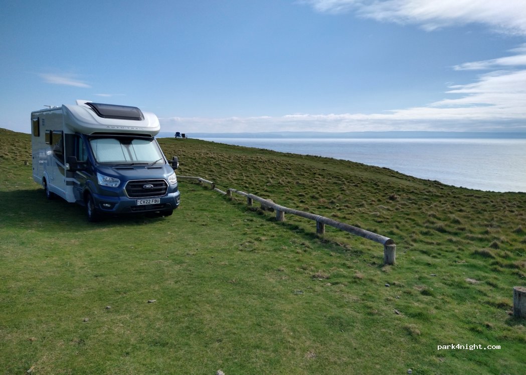 (CF61) Llantwit Major - Unnamed Road — foto 2