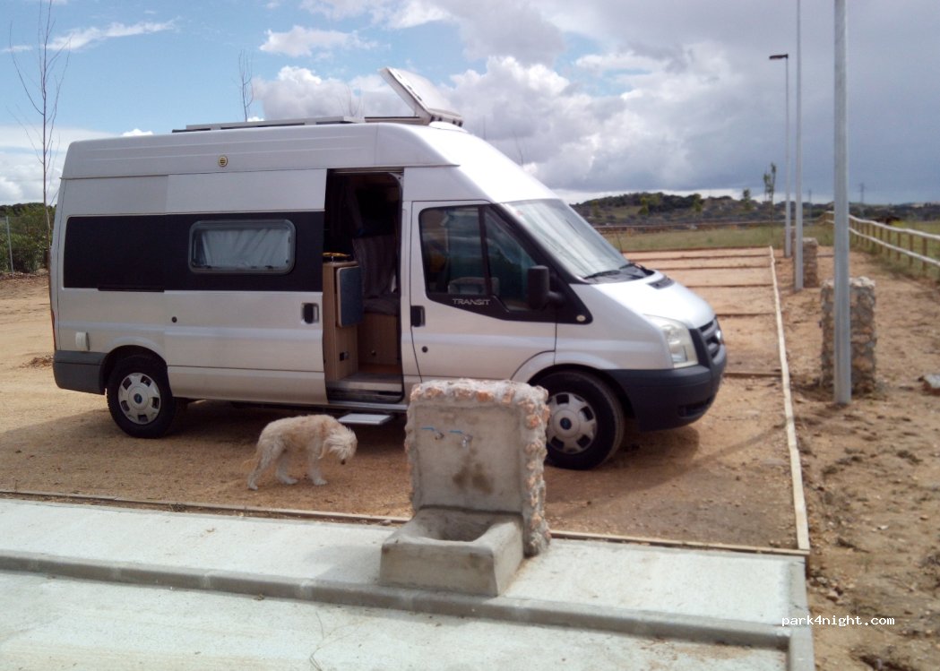 Área de autocaravanas de Castronuño — foto 2