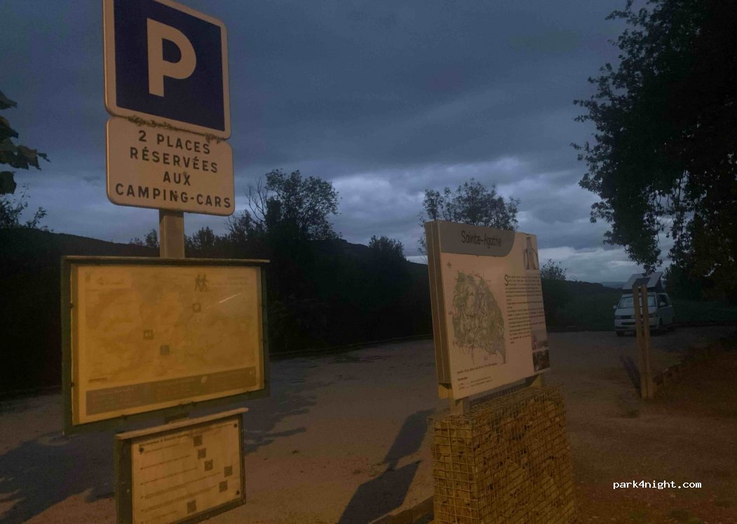 (63120) Sainte-Agathe - Le Pommier — foto 2
