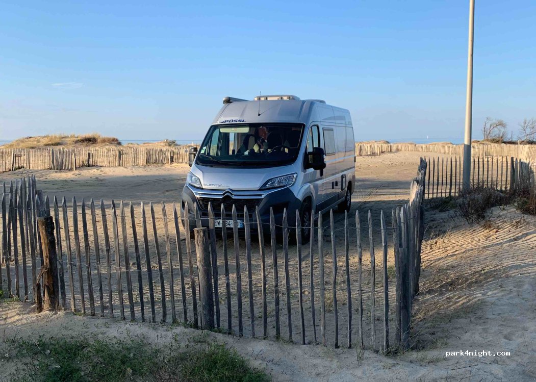 (33780) Soulac-sur-Mer - 32-36 Boulevard de l'Amélie — foto 3