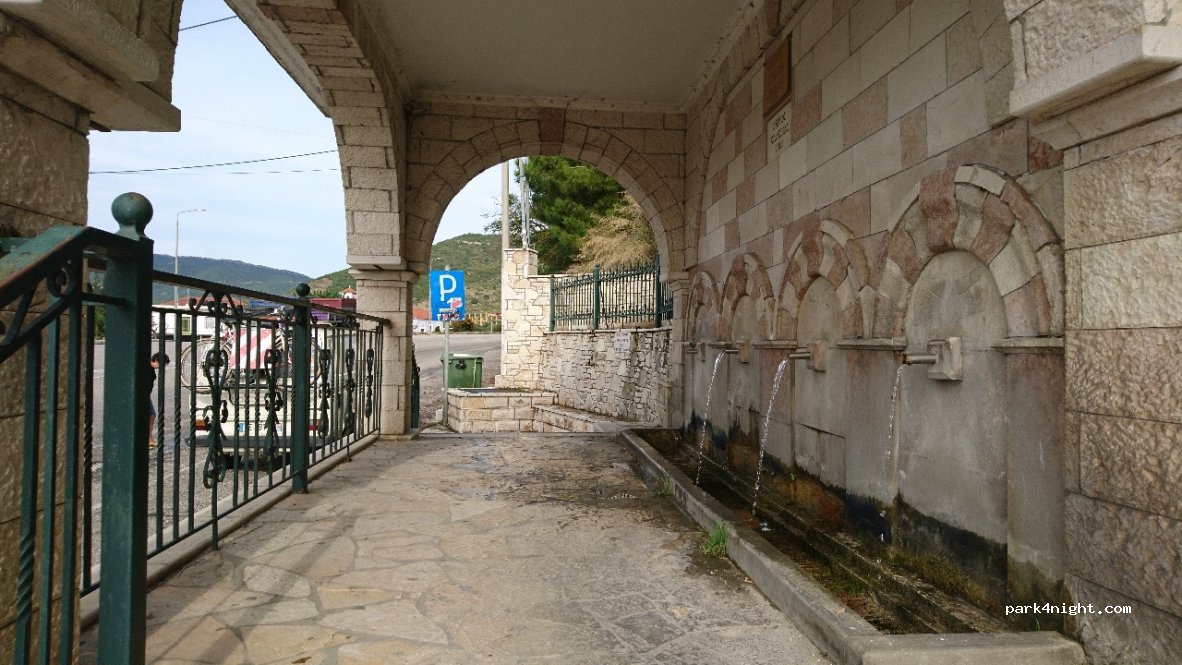 (300 14) Nafpaktia - 10 Ethniki Odos Riou Agriniou — foto 3