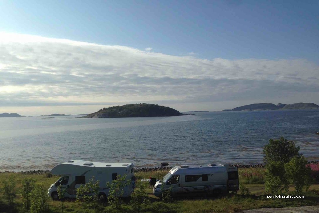 (7740) Breivika - 11 Primær Fylkesveg 715 — foto 2
