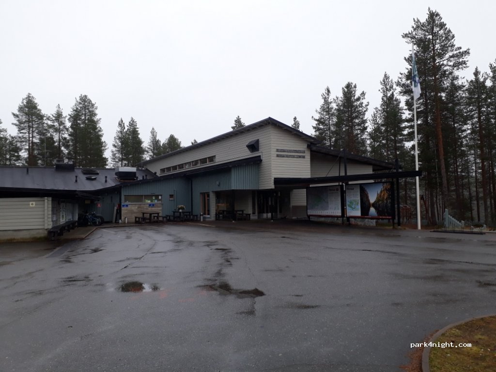 KARHUNKAINALON LEIRINTÄ — foto