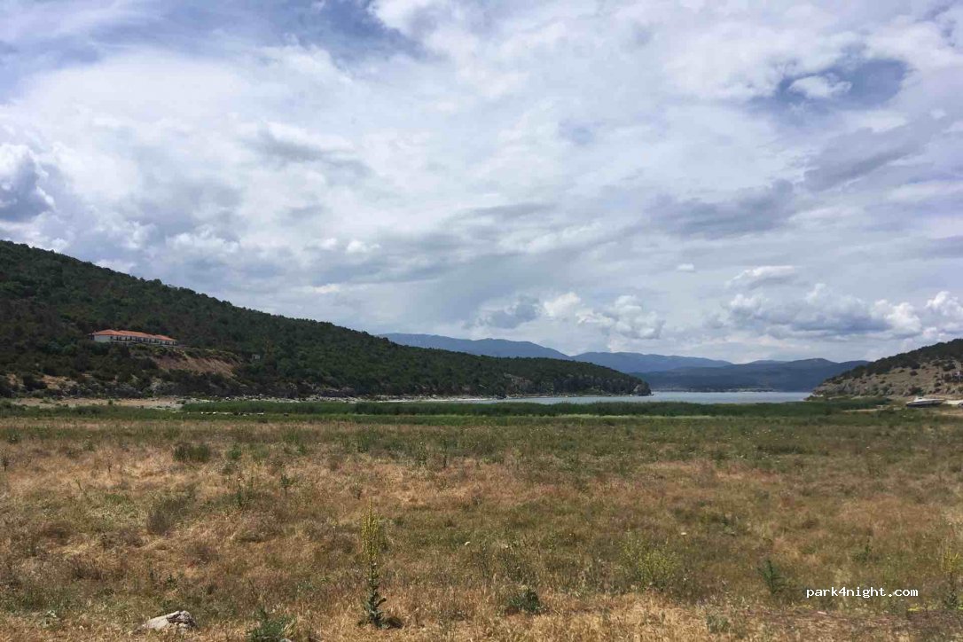 (530 77) Psarades - Unnamed Road — foto 2