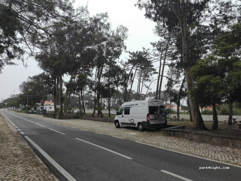 (2705) São João das Lampas - 124 Estrada de Santa Maria — foto 3