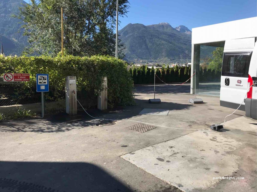 (39021) Latsch - Strada del Passo dello Stelvio — foto