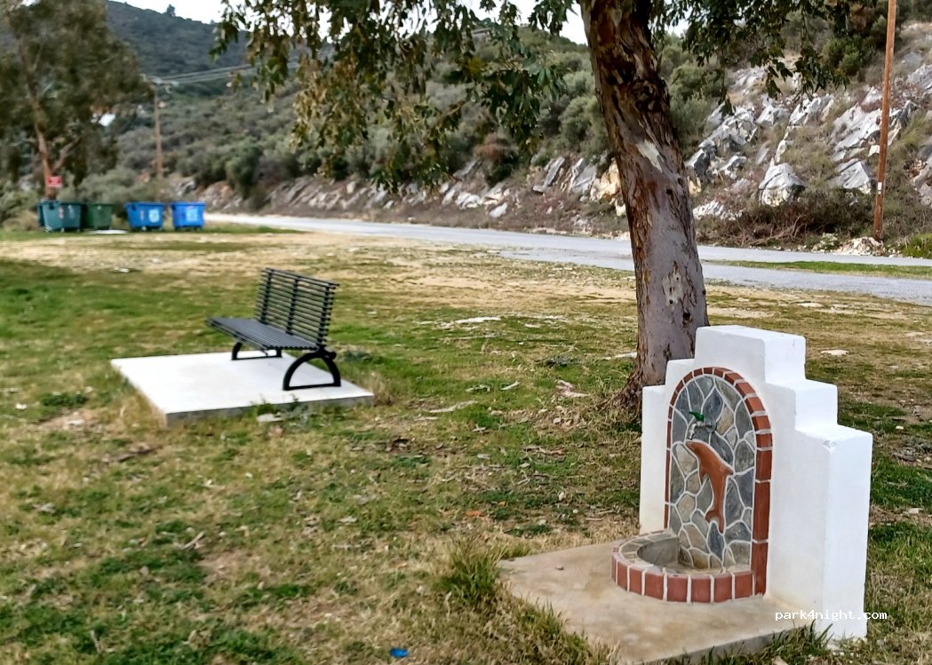 (630 78) Pyrgadikia - Route côtière — foto