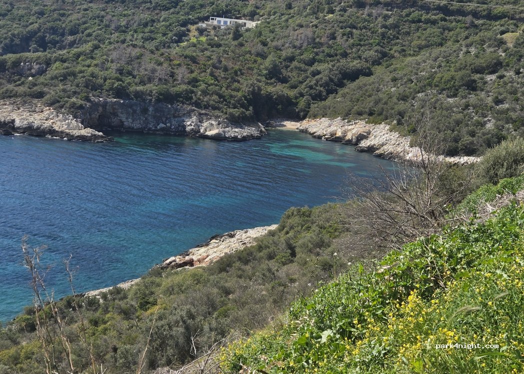 (630 78) Pyrgadikia - Route côtière — foto 4