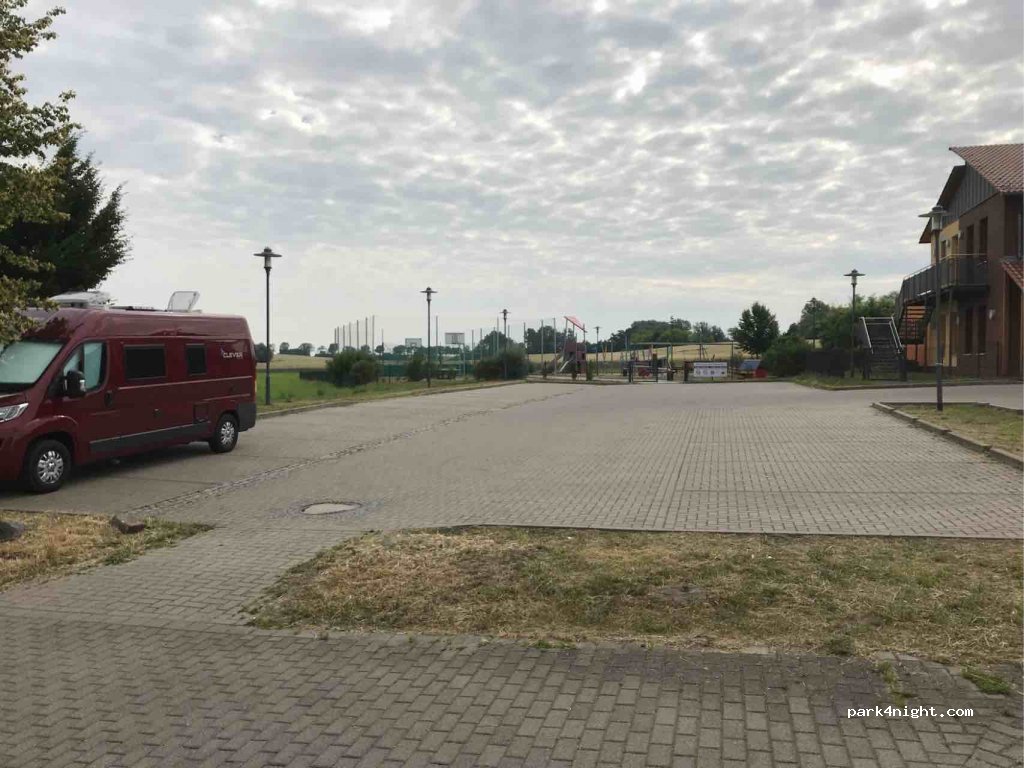 (16356) Ahrensfelde - 30 Ahrensfelder Chaussee — foto