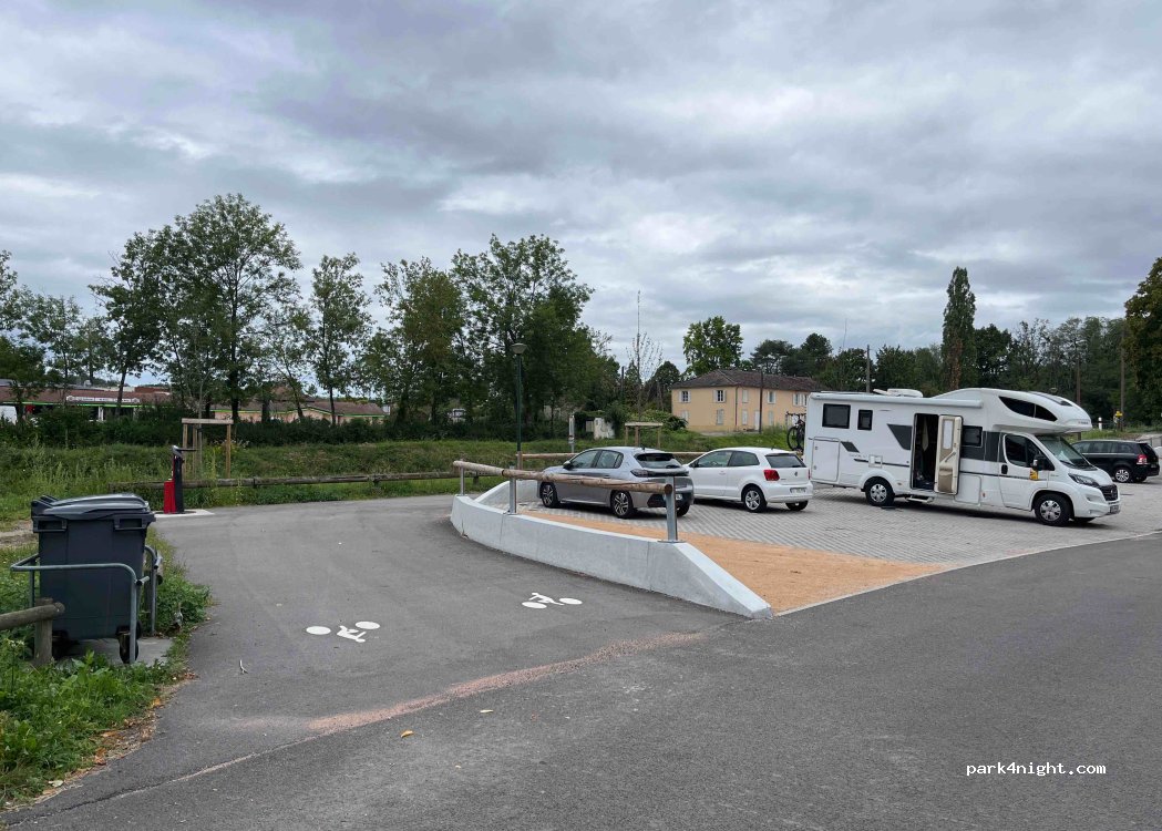 (71210) Écuisses - 10 Pont Jeanne Rose — foto 3