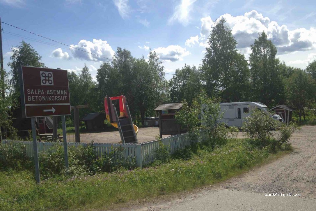 (98710)  - 38 Hunajalammentie — foto