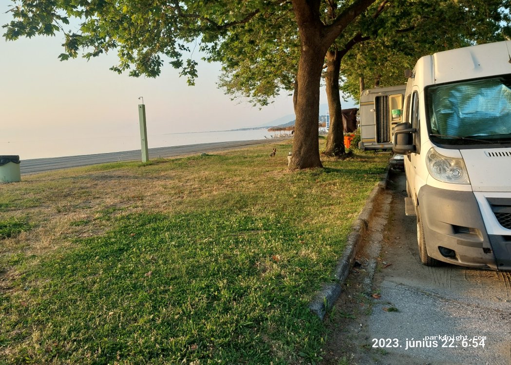 (600 63) Paralia Skotinis - Unnamed Road — foto 3
