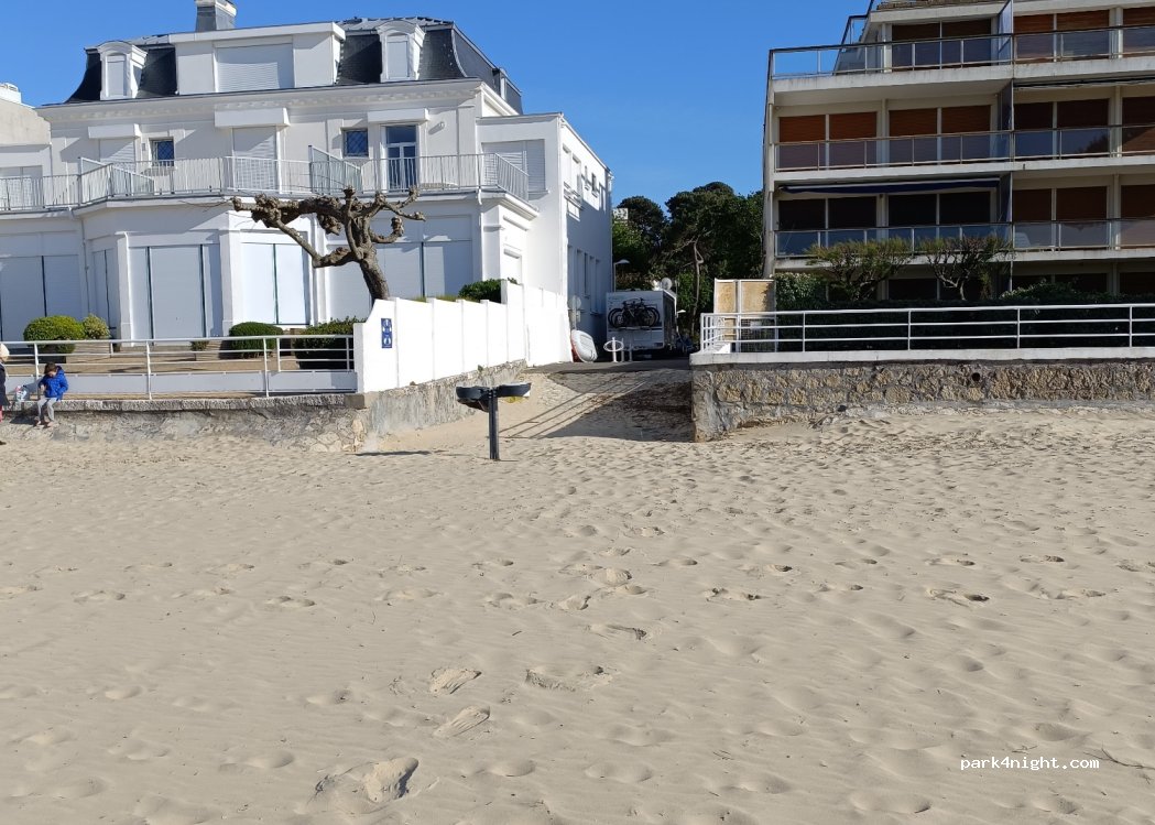 (33120) Arcachon - 65 Boulevard de l'Océan — foto 4