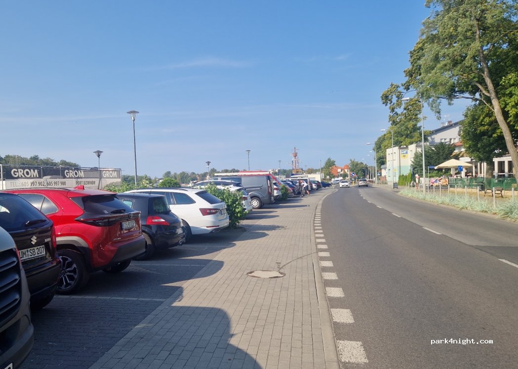 (72-418) Dziwnów - 2 Wybrzeże Kościuszkowskie — foto