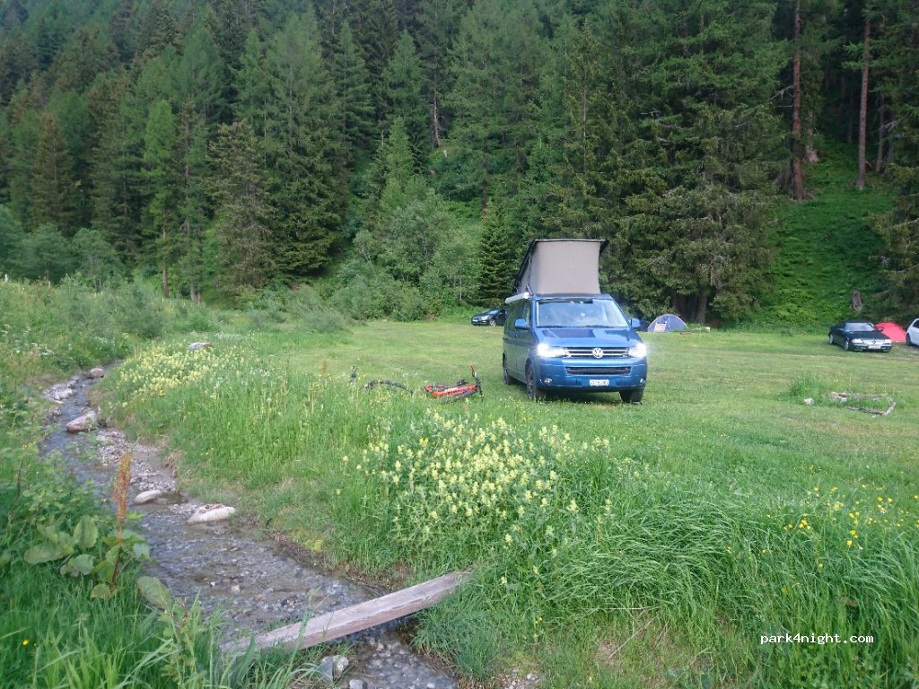 Forest Lodge & Camping — foto