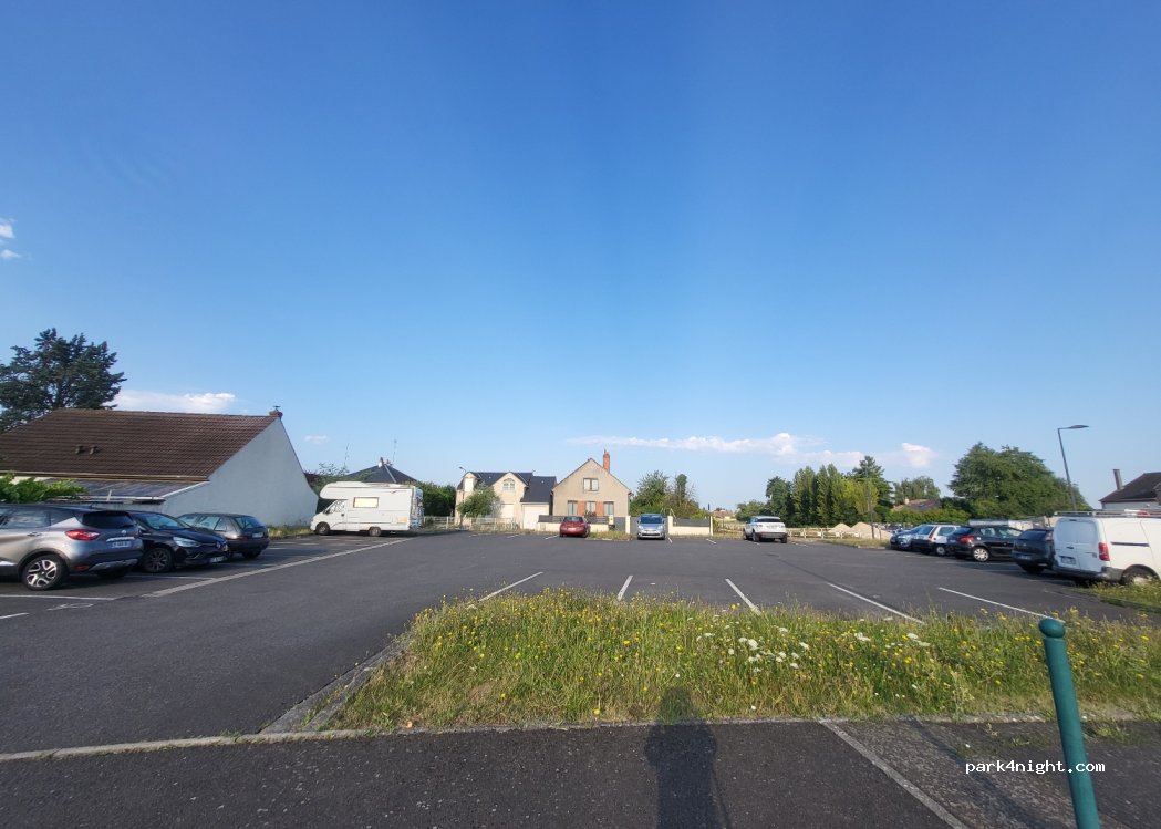 (45100) Orléans - 19 Rue des Chabassières — foto 2