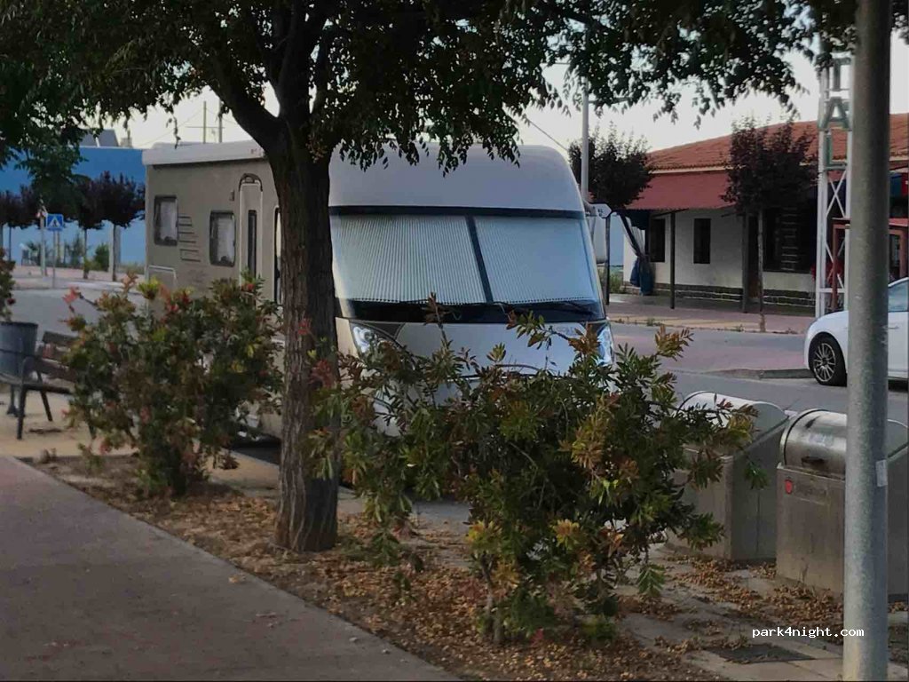 (50100) La Almunia de Doña Godina - 9 Avenida Zaragoza — foto