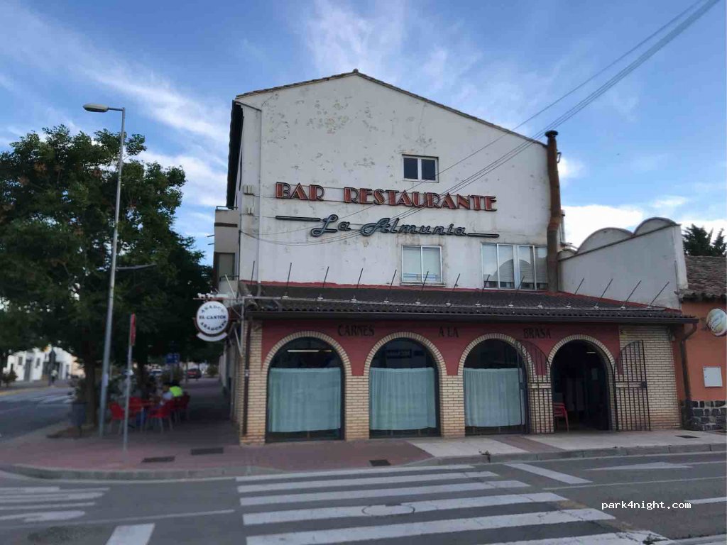 (50100) La Almunia de Doña Godina - 9 Avenida Zaragoza — foto 2