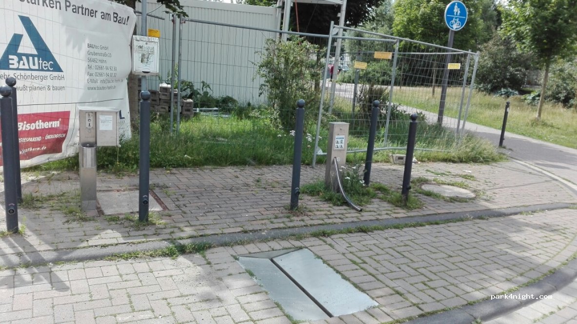 Wohnmobilstellplatz am Freizeitgelände in Kreuztal — foto 2