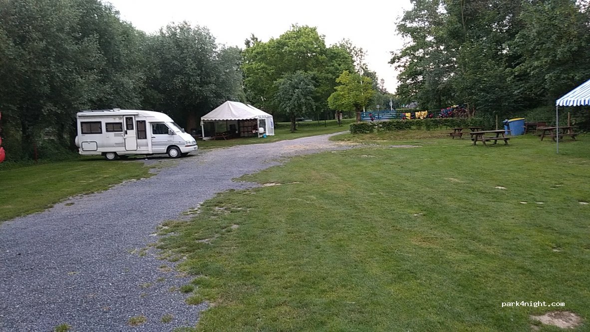 (02580) Autreppes - Chemin du Bois — foto