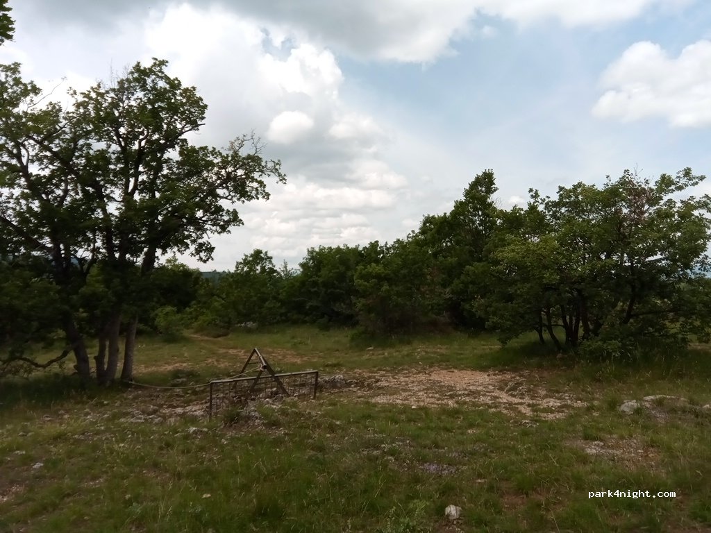 (04150) Simiane-la-Rotonde - La Lave — foto 2