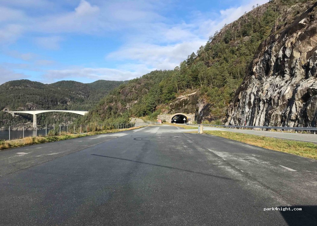 (4234)  - Indre Åsarøyvegen — foto 2