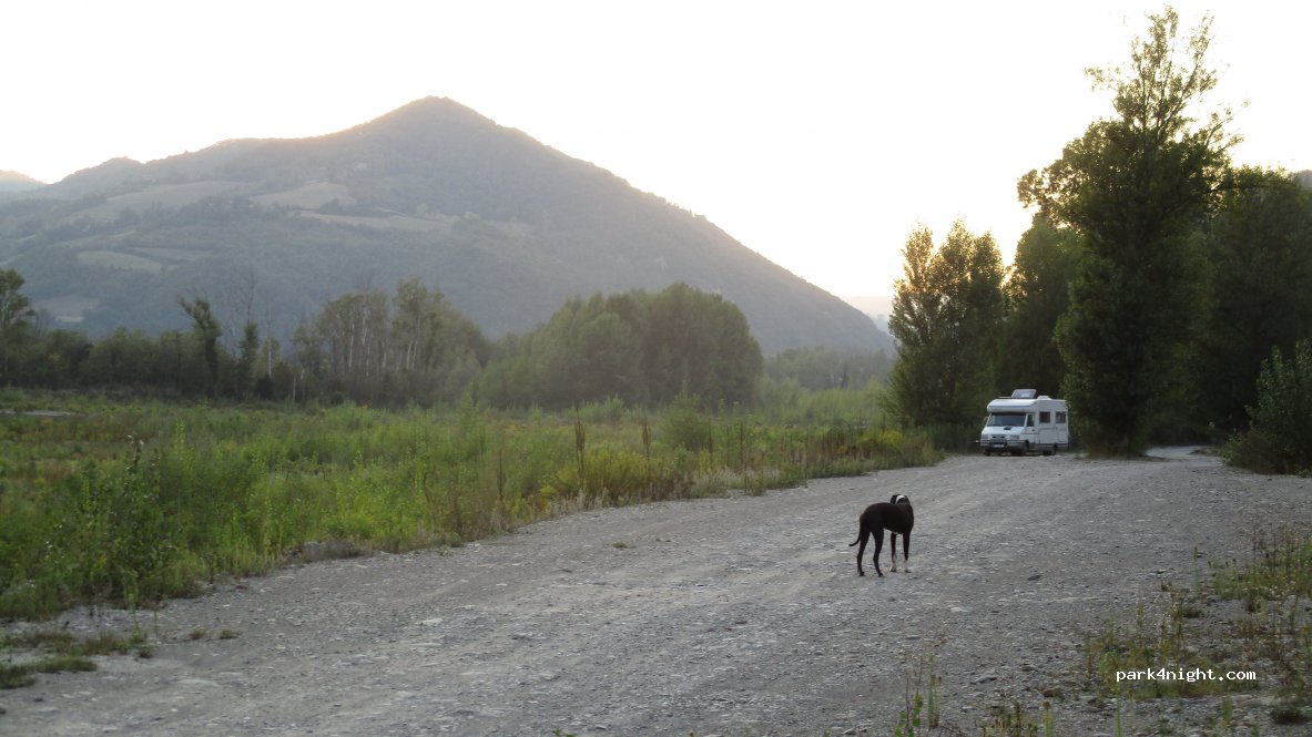 (40043) Marzabotto - Unnamed Road — foto