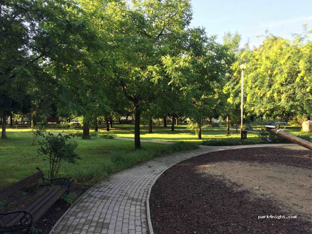 (6114) Bugac - 3 Szabadság tér — foto 2