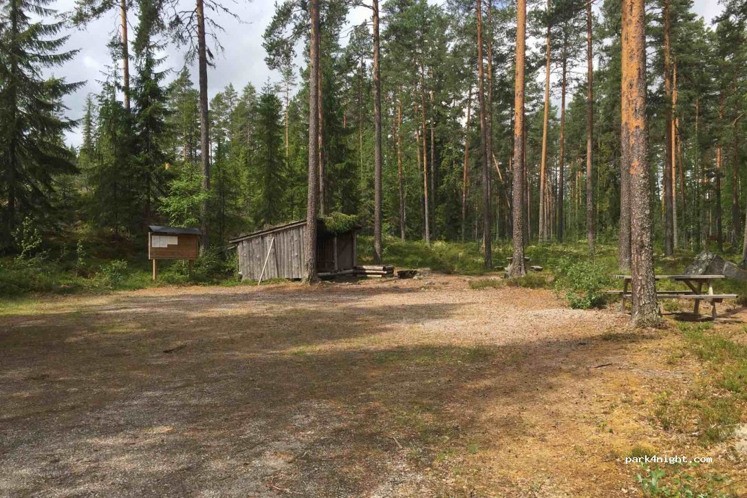 (680 65) Höljes - 38 Finnskogavägen — foto
